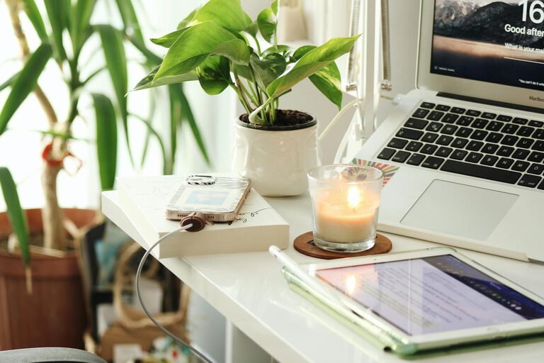Creating a Cozy and Productive Home Office: Practical Tips